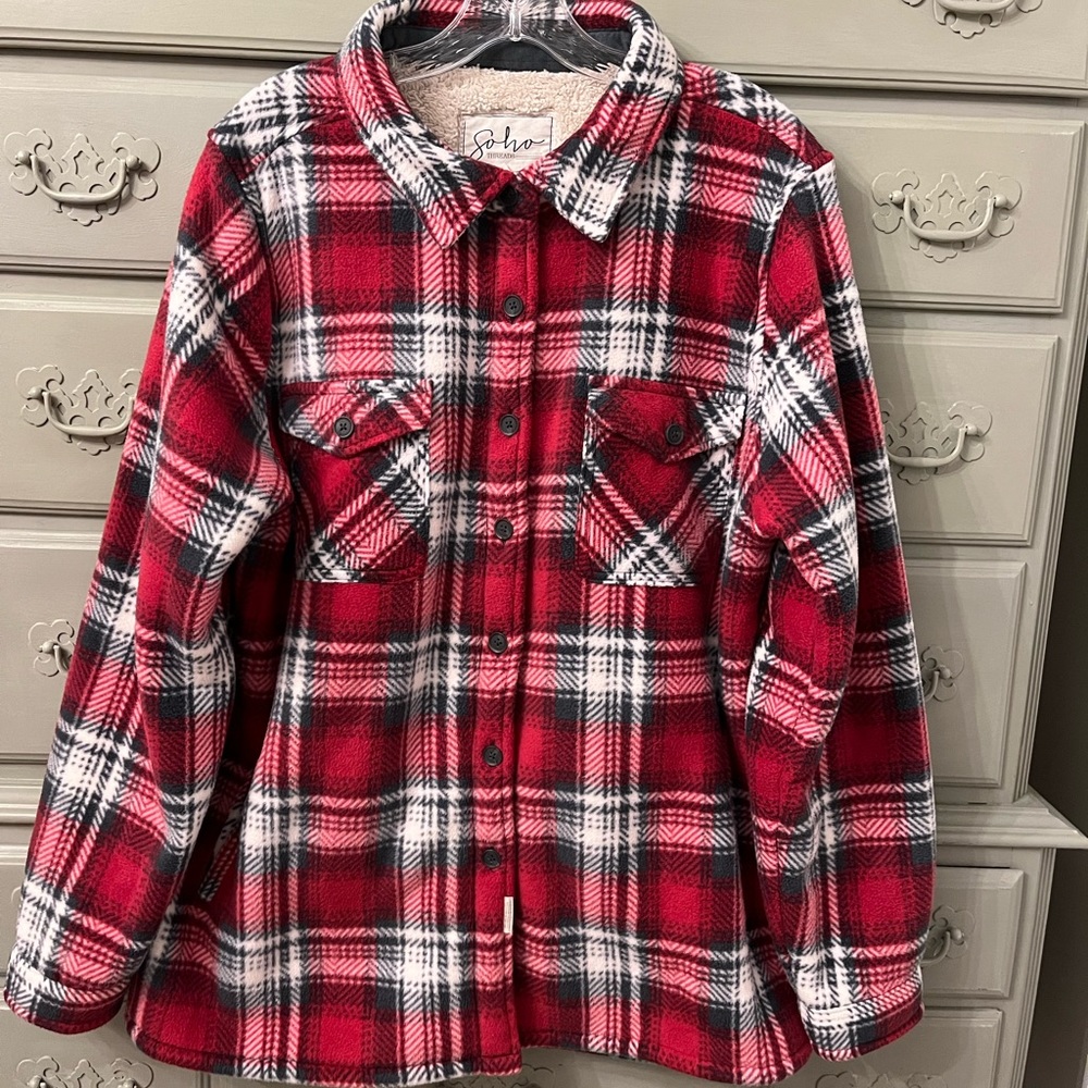 Jacket/ coat size large with Sherpa interior